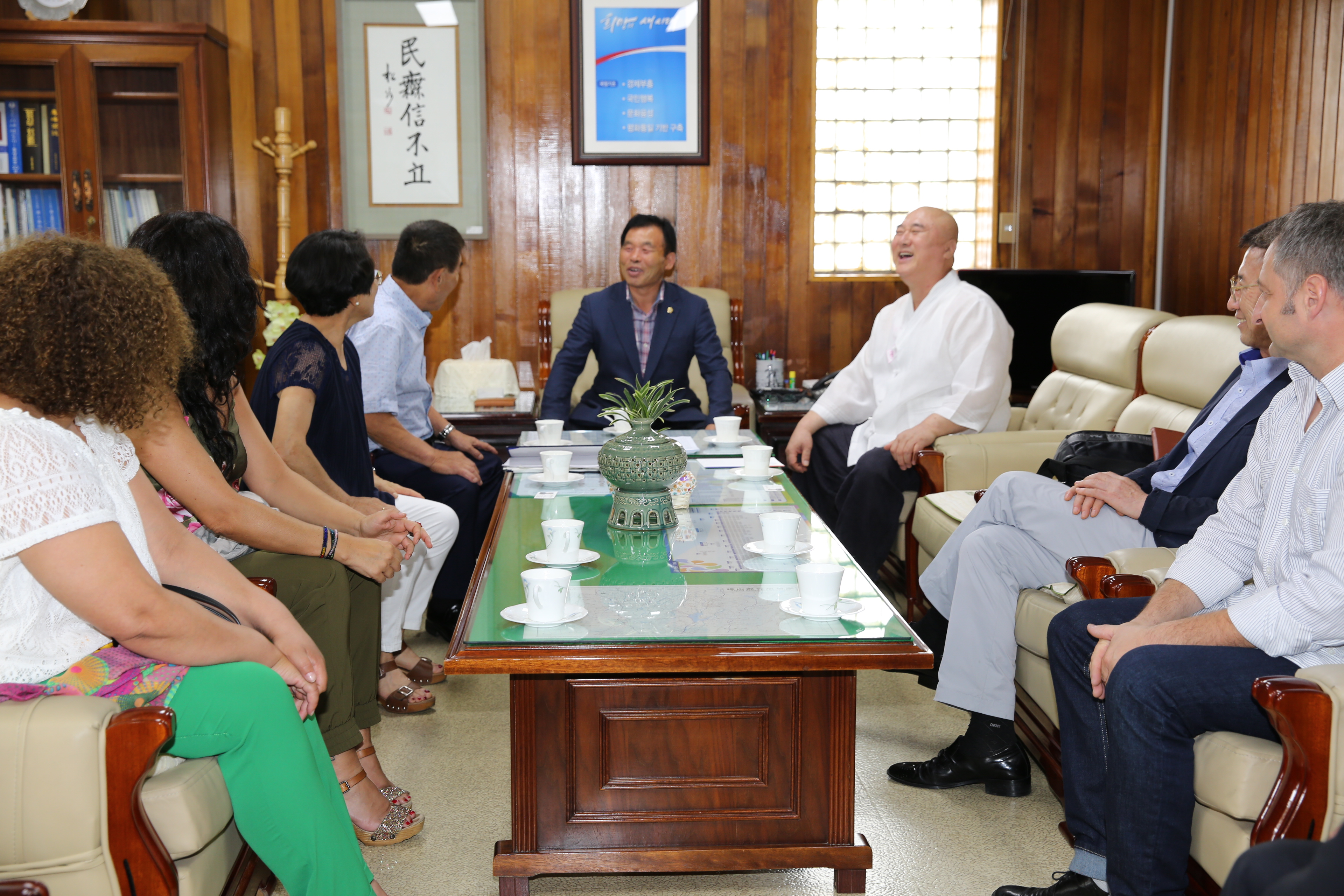 스페인 교민 내방 모습