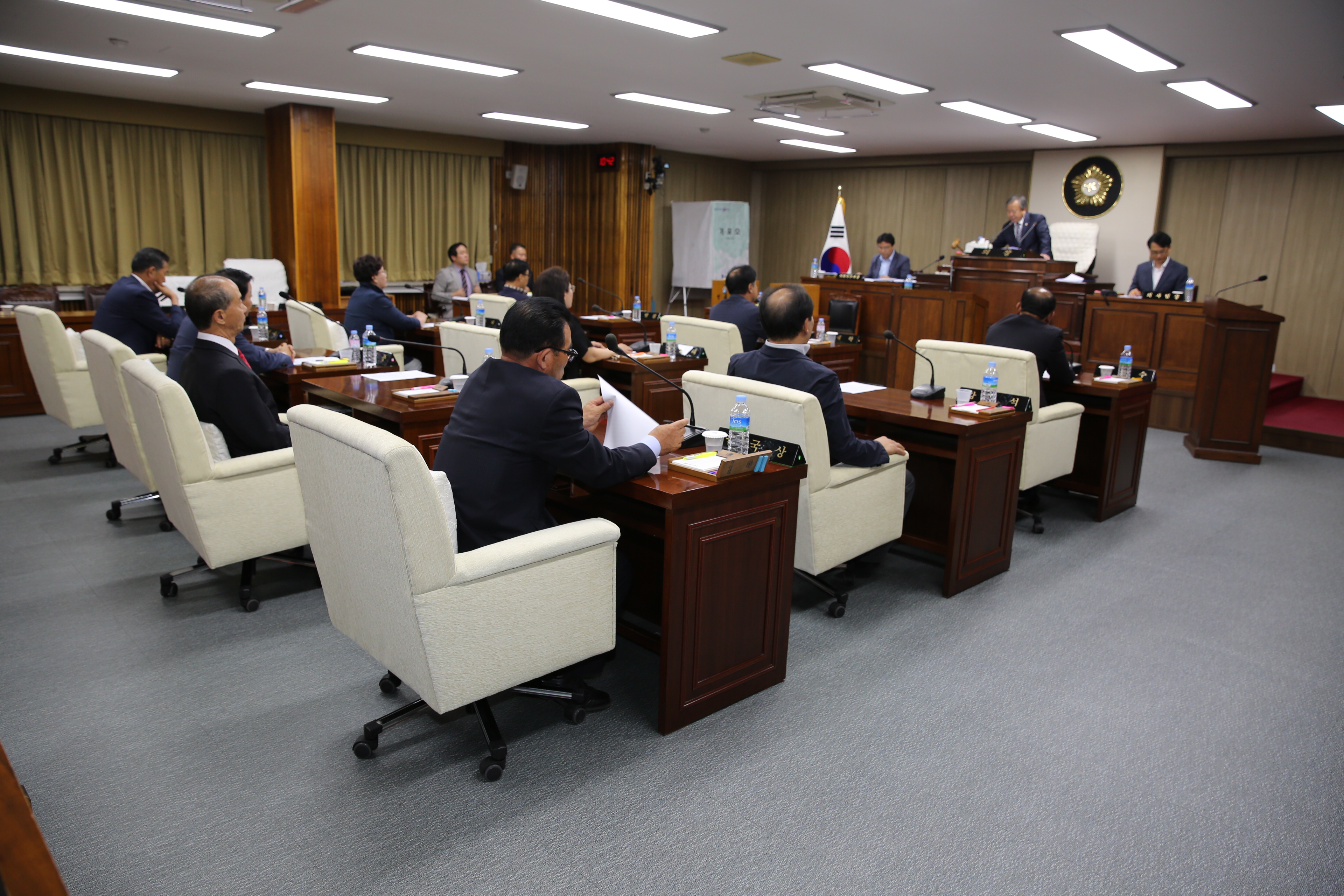 제222회 예산군의회 제2차 본회의