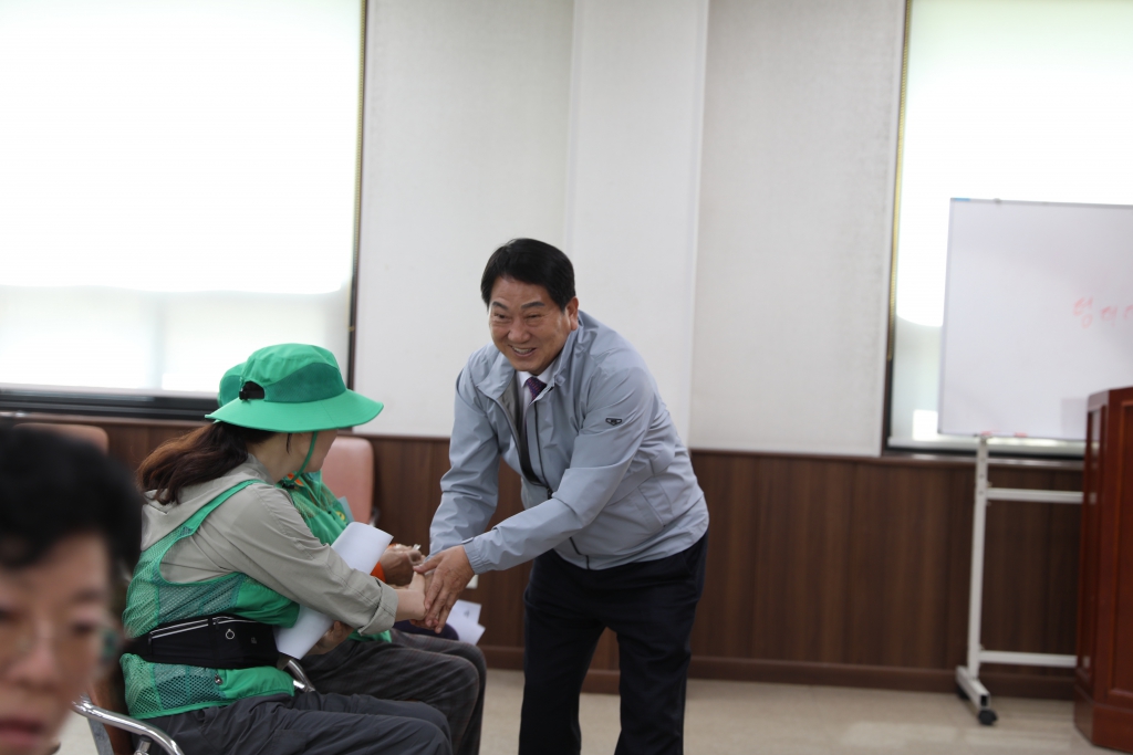 신양면 새마을협의회 월례회의 및 새마을의 날 기념식