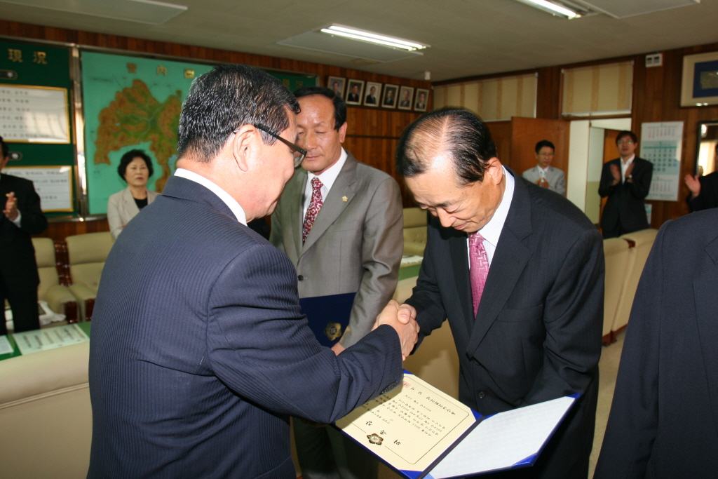 2011회계년도 결산검사위원 위촉