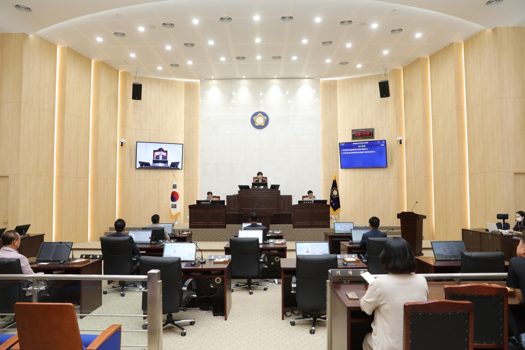 제303회 임시회 1차 본회의 개회