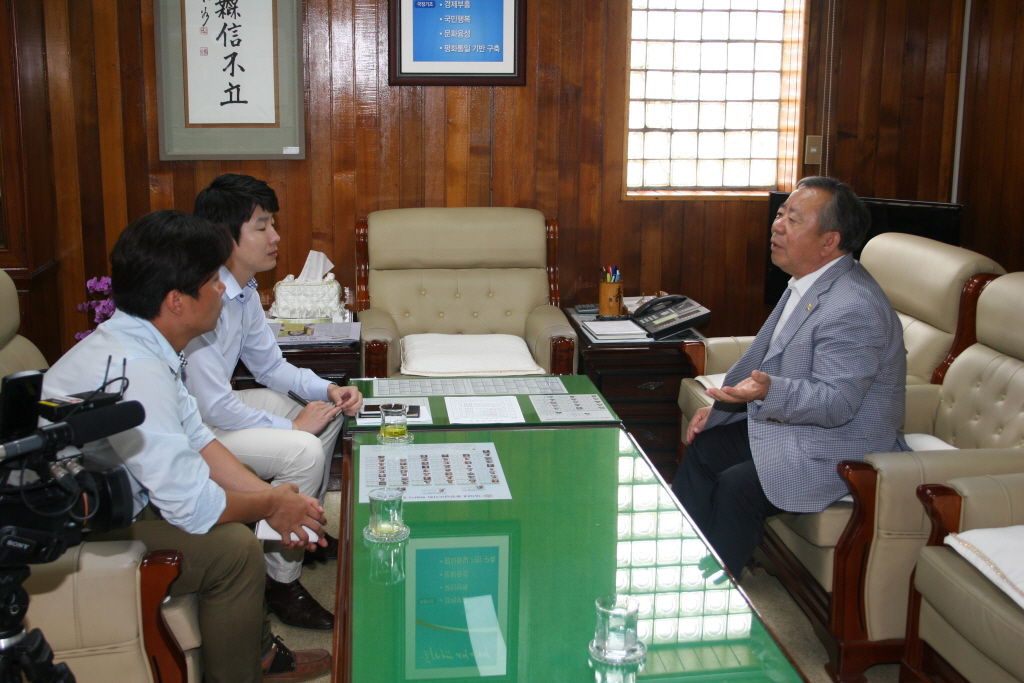 충남방송 의장님 추석인사 인터뷰