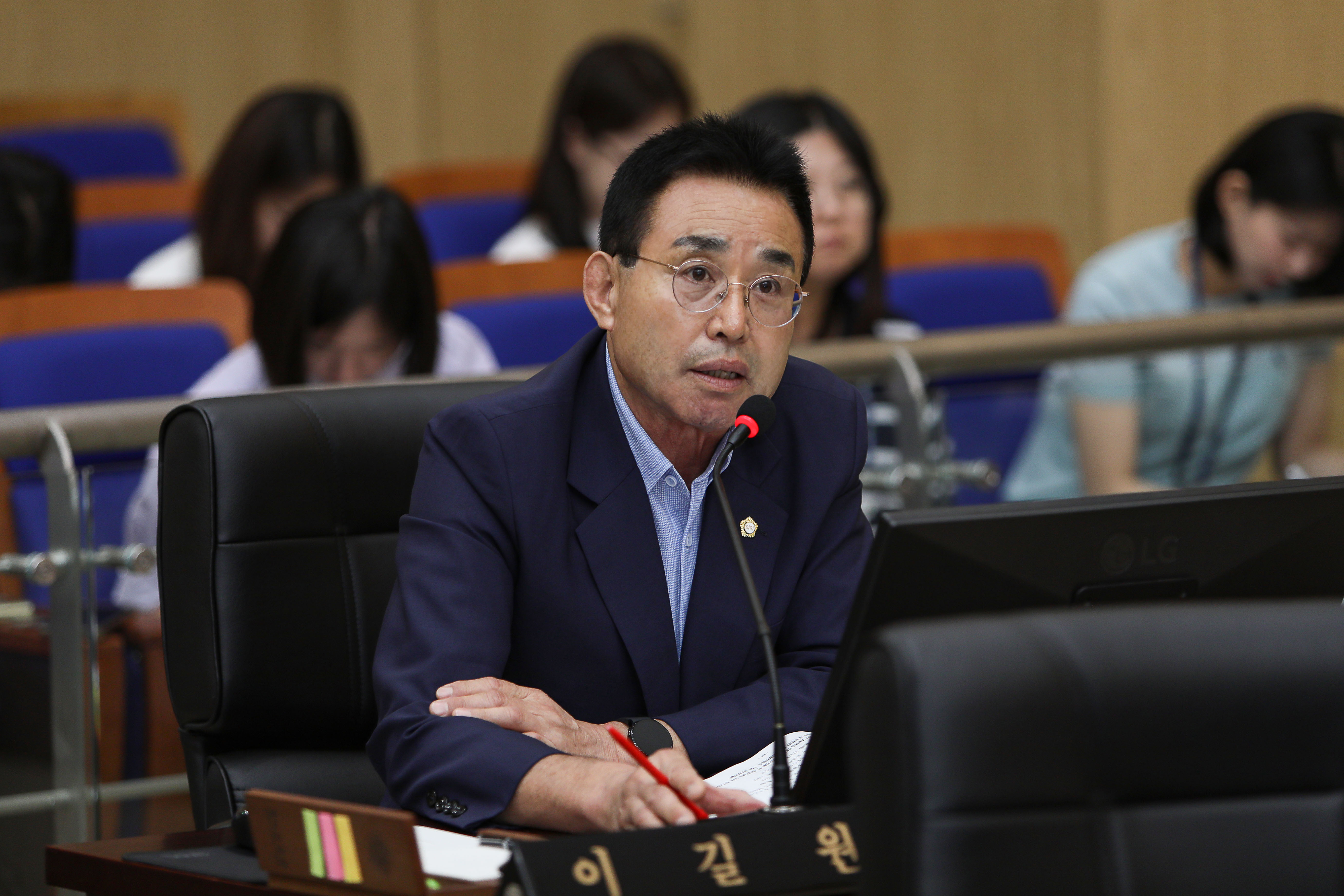 '제325회 임시회 6차 본회의 업무보고' 게시글의 사진(6) '049A1105 복사.jpg'