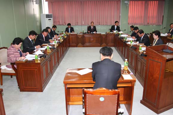 행정사무감사특별위원회