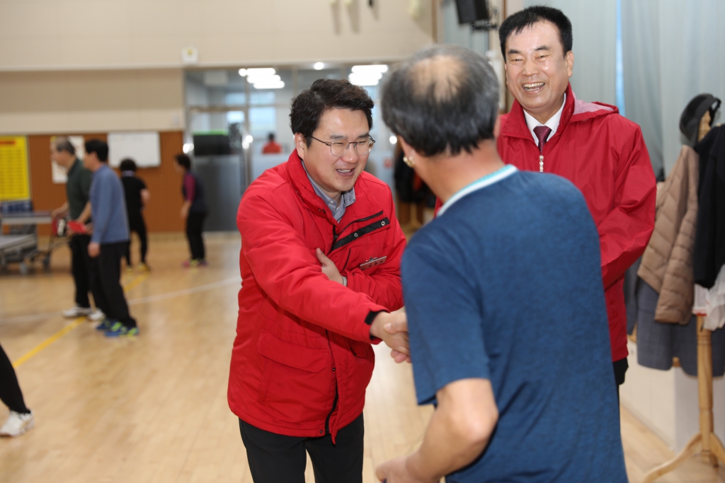 제7회 라지볼 및 클럽대항 탁구대회 참석