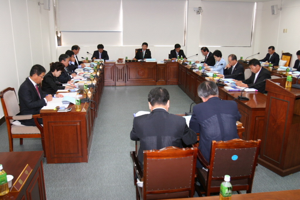 예산결산특별위원회 회의모습