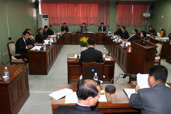 조례안심사특별위원회 회의모습