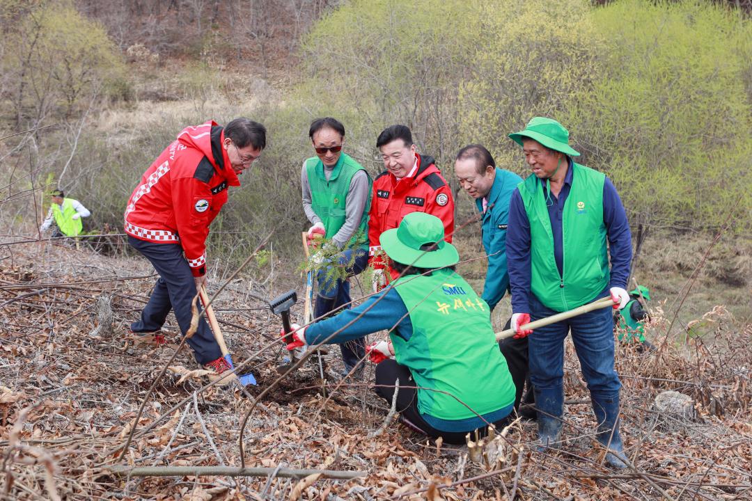 제81회 식목일기념 나무심기행사