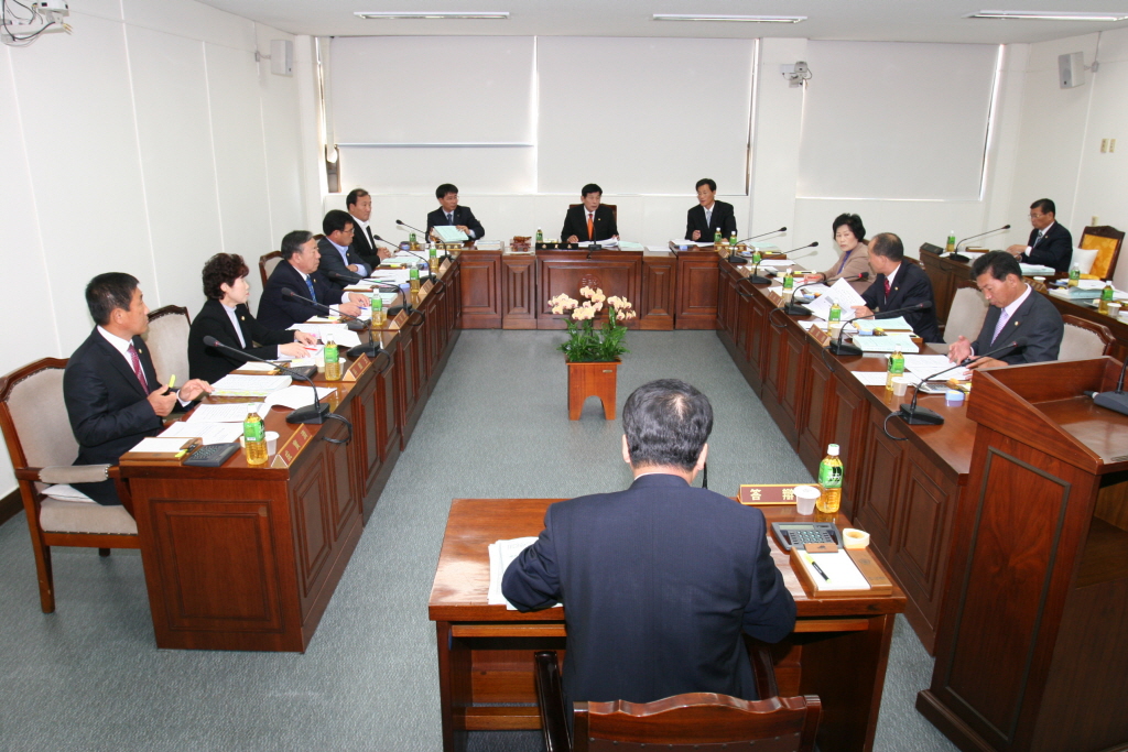 예산결산특별위원회 회의모습