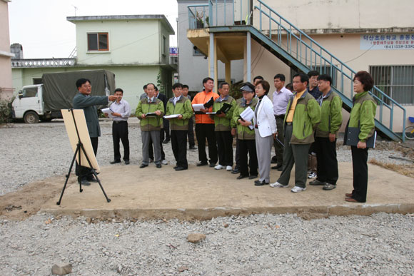 덕산면 읍내리 덕산시장 주차장설치