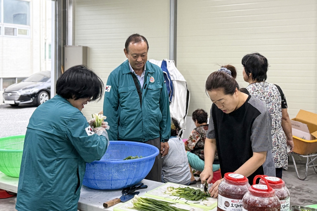대흥면 주민자치회 사랑의 밑반찬 나눔 행사
