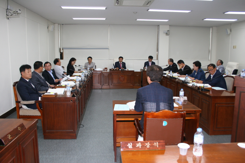 예산결산특별위원회 회의모습