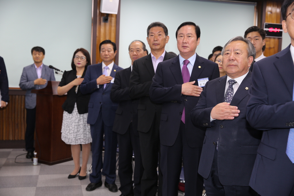 도지사 및 지역지도자와의 대화